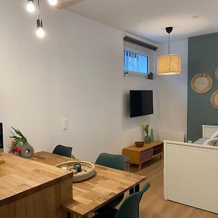 Nid Douillet Tout Equipe 雷诺堡 外观 照片